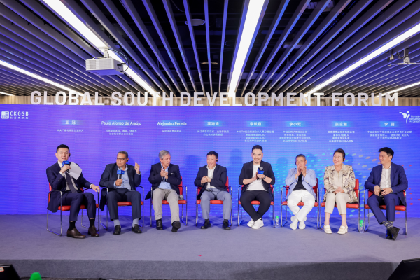 体育流量何如篡改为经济增量？各界民众共议体育营业化翻新